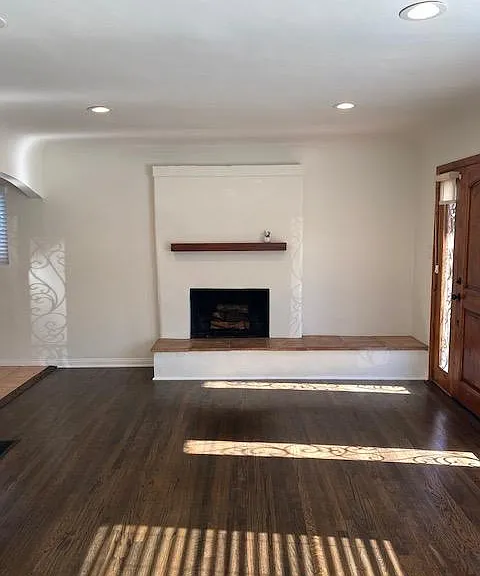 701 W Mariposa Ave — Photo 5