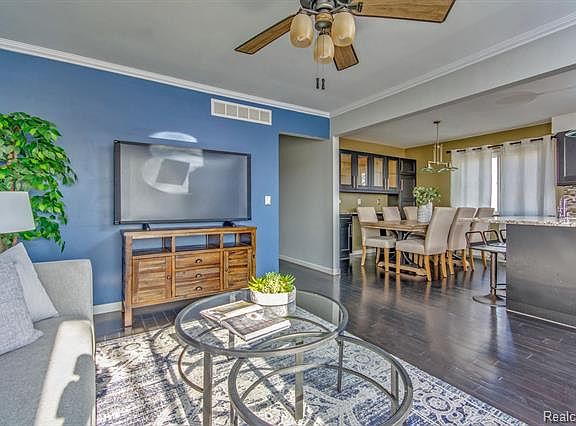 4th image of 30209 Townley St