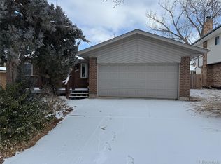 2594 S Rifle St, Aurora, CO 80013