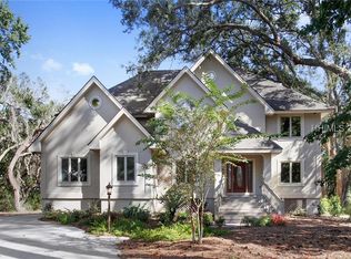 18 Foxbriar Ln, Hilton Head Island, SC 29926