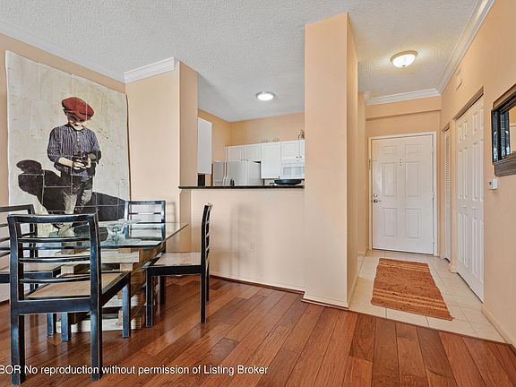 5th image of 651 Okeechobee Blvd APT 1208