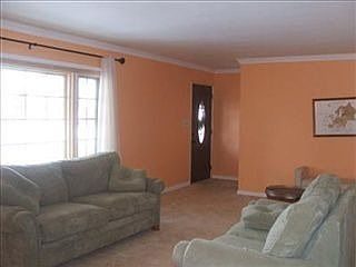 2nd image of 1100 Woodland Dr