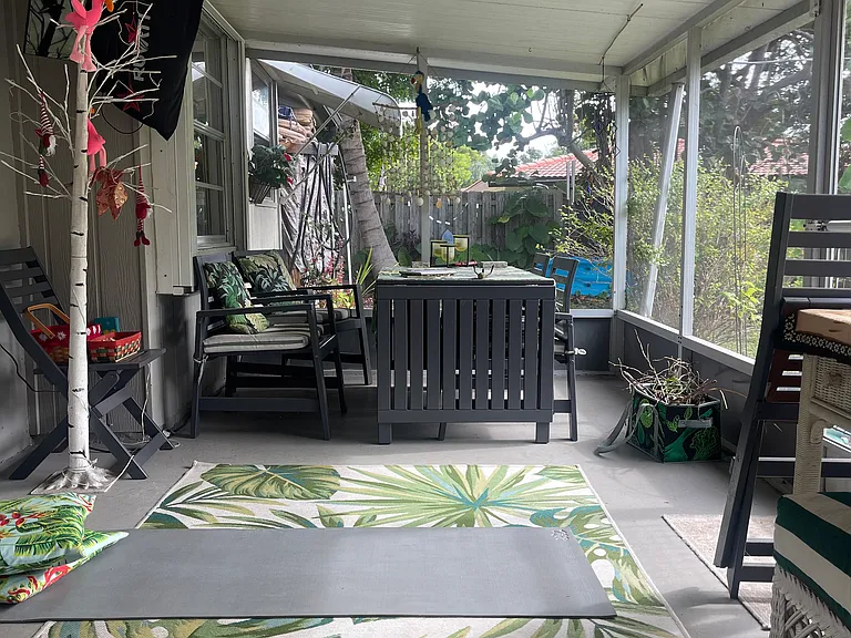 9310 Carolina St — Photo 35