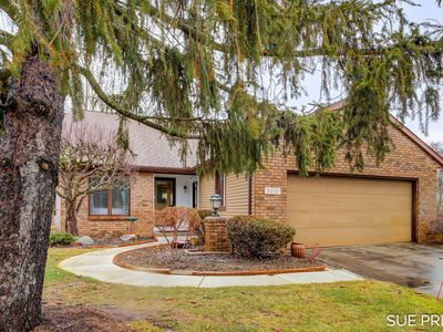 3211 Calvin Ct SW, Grandville, MI, 49418