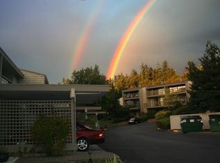 22703 Lakeview Dr APT E6, Mountlake Terrace, WA 98043