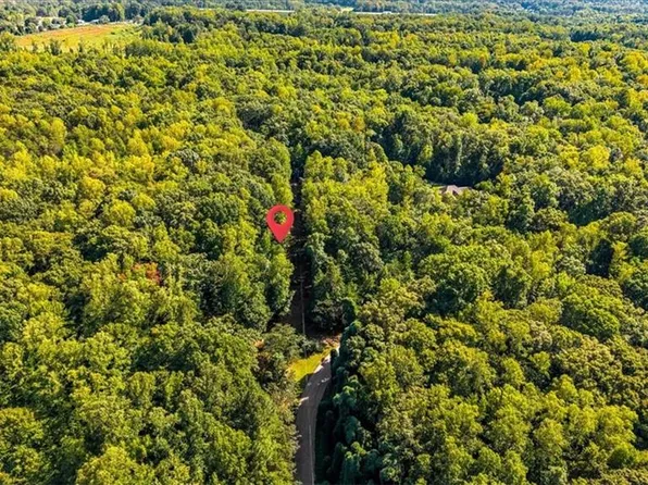 1788 Kalon Dr, Browns Summit, NC 27214