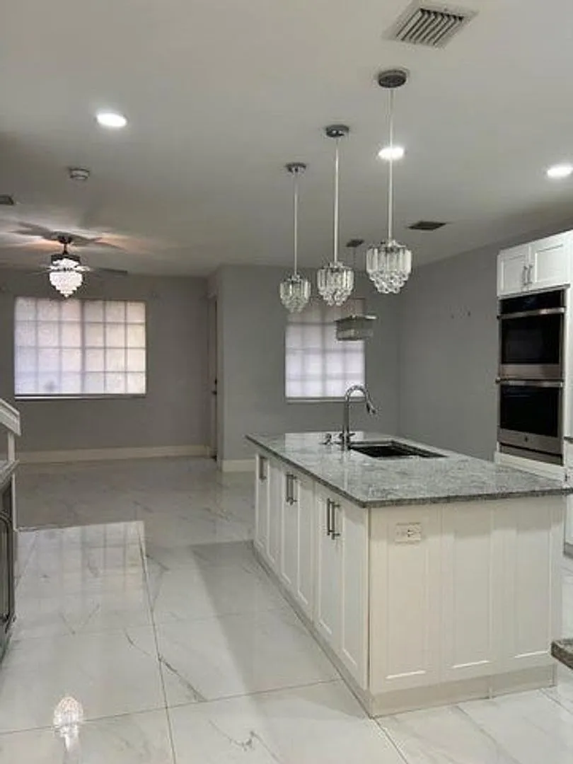 1305 Lucaya Drive, West Palm Beach, FL 33404 — Photo 3