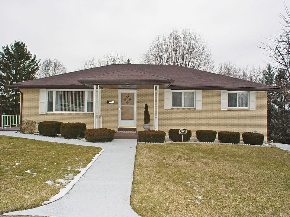 1st image of 225 Greenlawn Blvd