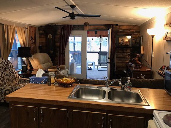 3rd image of 63 Lee Road 627
