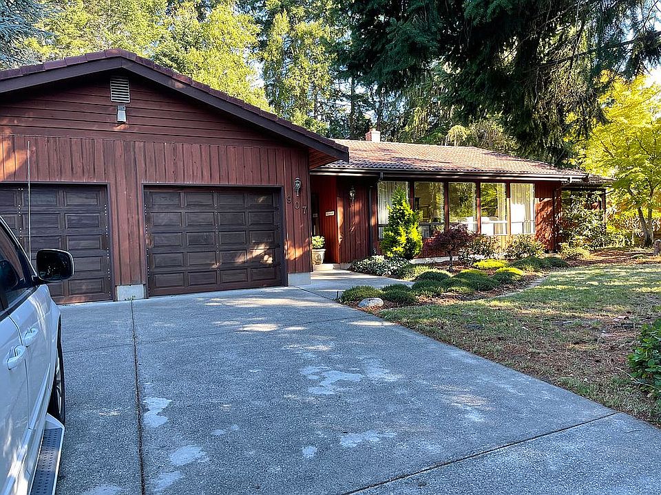 1st image of 907 Seamount Dr