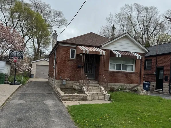 105 Saint Hubert Ave, Toronto, ON