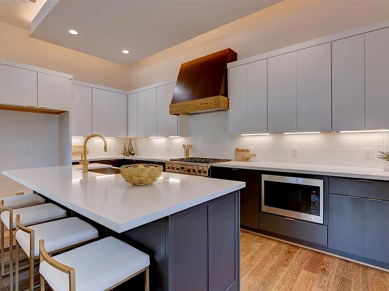 7120 Gary St #B — Photo 10