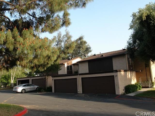 1st image of 2035 Ashwood Ct
