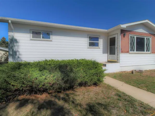 224 E Nowlin St, Rapid City, SD 57701