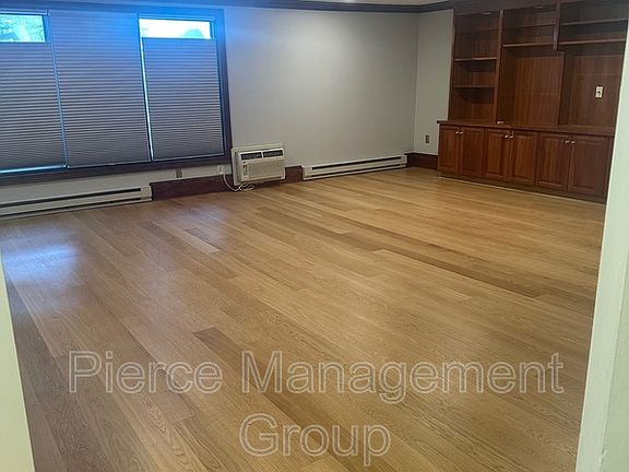 3rd image of 55 River Rd APT 2A