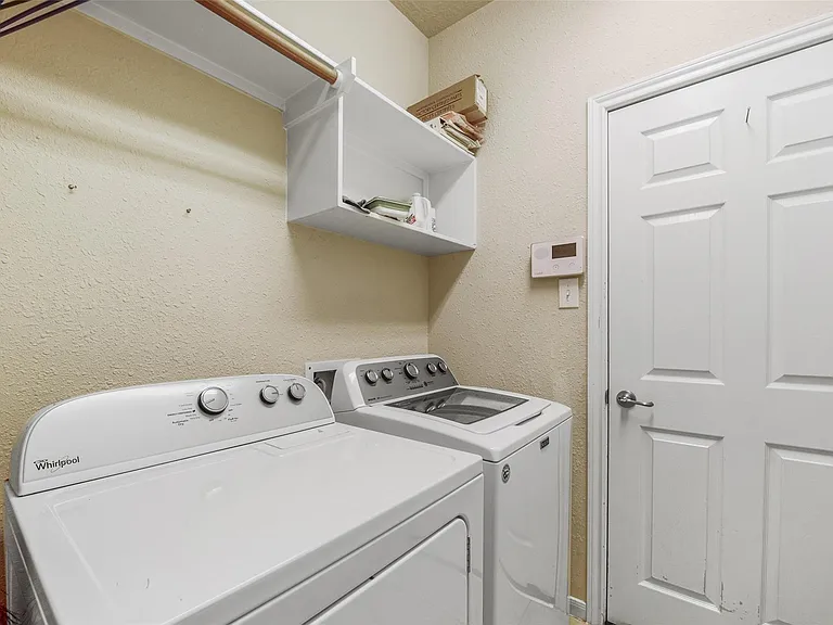 7 Ebony Oaks Pl — Photo 21