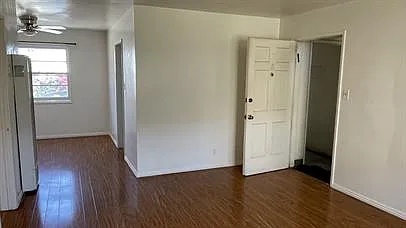 Silverlake Garden Apartments — Photo 74