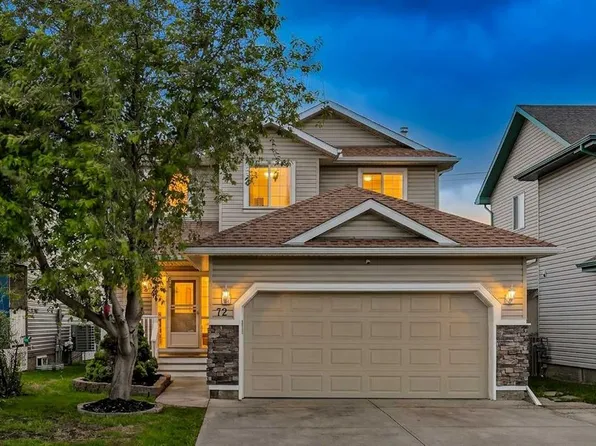 72 E Springs Cres SE, Airdrie, AB T4A 2C7