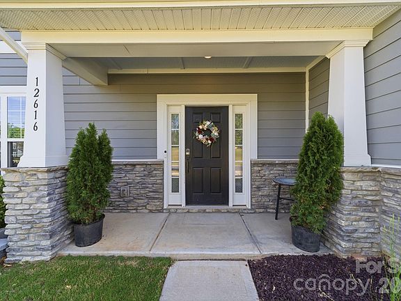 3rd image of 12616 Dunloe Wood Dr