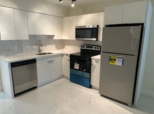 1740 Funston St APT 13, Hollywood, FL 33020