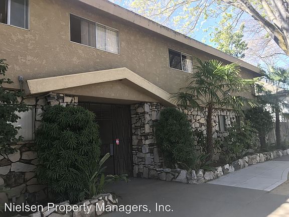 2nd image of 510 23rd St APT 05