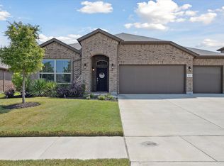 541 Dunster Ln, Saginaw, TX 76131