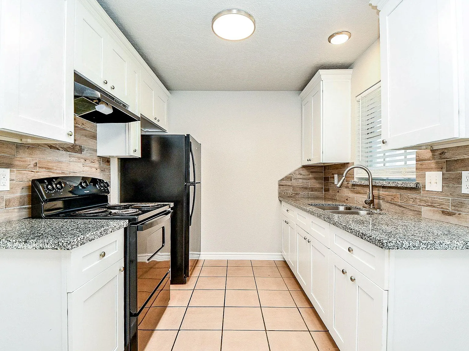2 bed, 1.0 bath, 750 sqft, $1,265 — Photo 3
