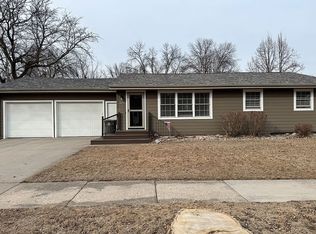 229 7th St SW, Spencer, IA 51301