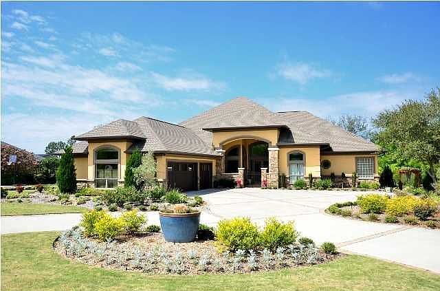 1st image of 5569 Oakmont Dr