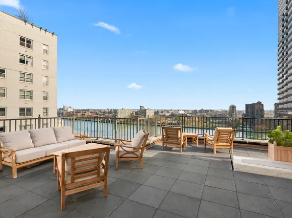 520 East 76th Street image 8 of 9