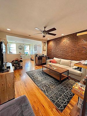5th image of 496 Henry St APT 3