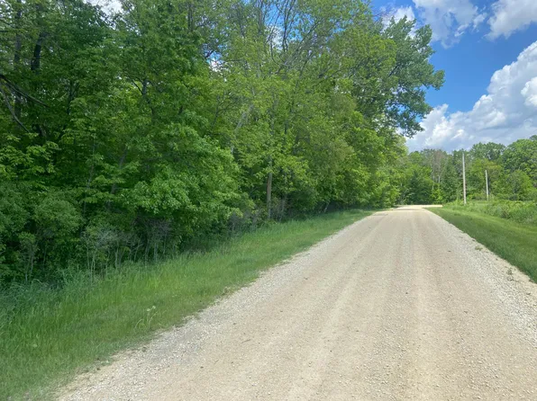 43rd Ave SE, Stewartville, MN 55976