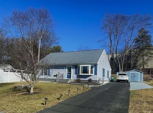 40 Styvestandt Dr, Poughkeepsie, NY 12601