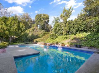 4222 Kingfisher Rd, Calabasas, CA 91302