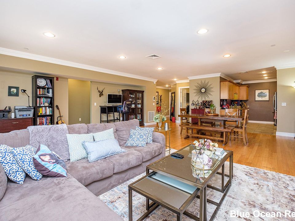 1st image of 142 Bigelow St #102LG