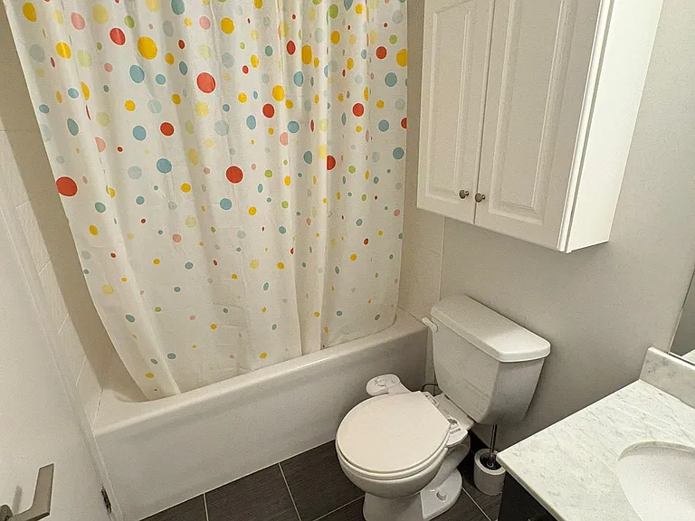 36 Lisgar St #2216E — Photo 5