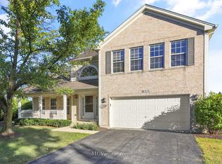 2715 Cavalcade Ct, Aurora, IL 60503