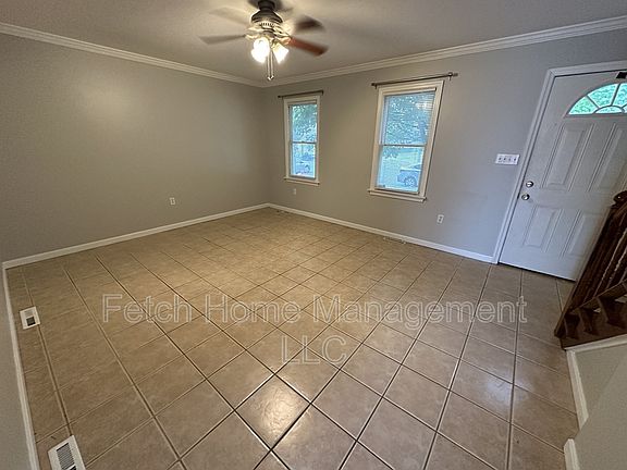 4th image of 693 Topaz Dr