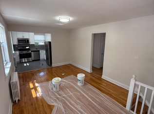 224-07 67th Ave #A, Oakland Gardens, NY 11364