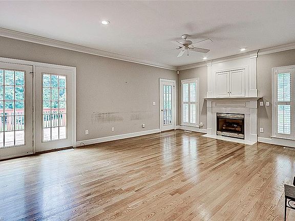 4th image of 7000 Polo Farms Dr