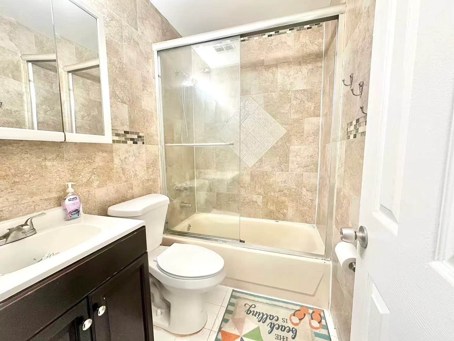 1 bed, 650 sqft, $1,500 — Photo 4