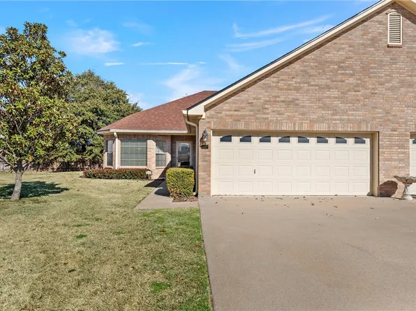 9027 Darby Ln, Woodway, TX 76712