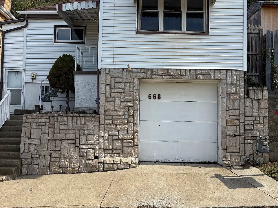 668 Virginia Ave