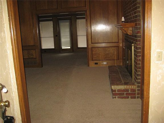 4th image of 4121 Mesa Dr