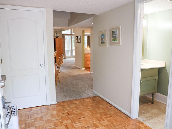 4th image of 489 Sea Cloud Cir