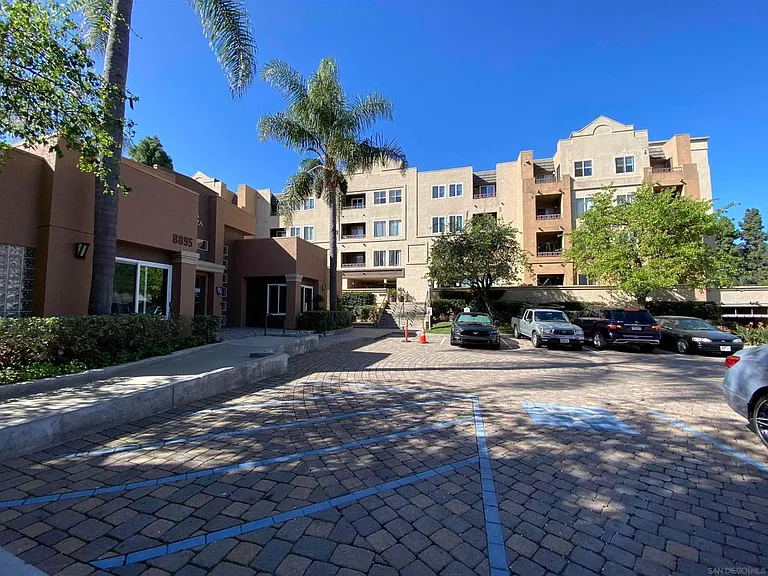 8889 Caminito Plaza Centro #7219 — Photo 30
