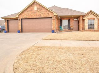 11209 W Millbrook Ln, Oklahoma City, OK 73162