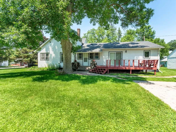 17 2nd Ave NW, Elbow Lake, MN 56531