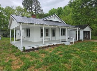 2408 Wyo Rd, Yadkinville, NC 27055