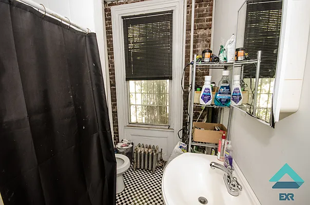 Rented by EXR | media 14